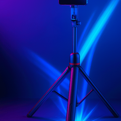 Pop Open Tripod With Bluetooth Remote
